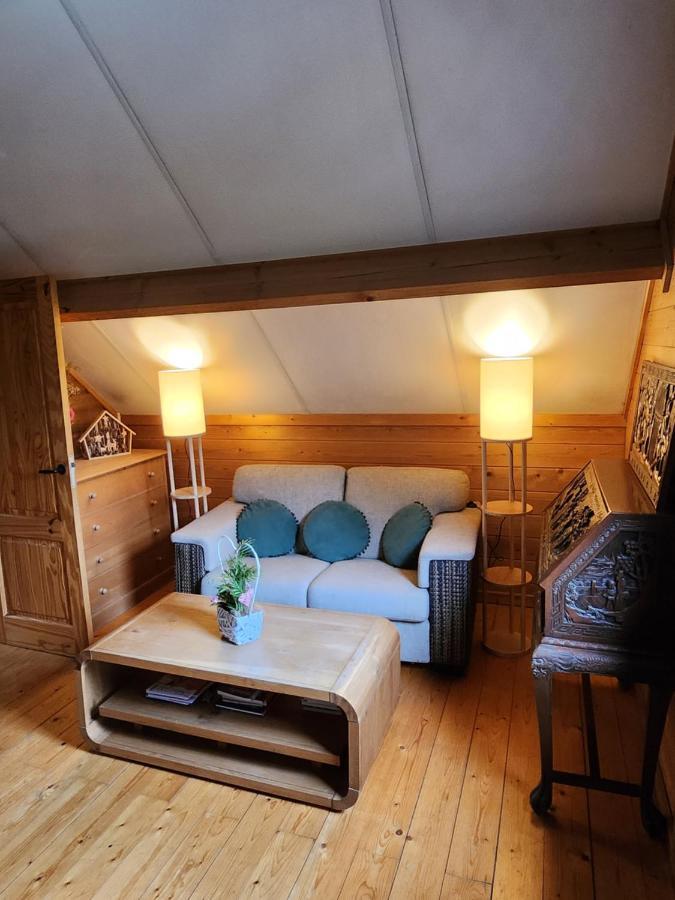 Le Chalet Du Cerf - Chambre D'Hote Somme-Leuze Dış mekan fotoğraf