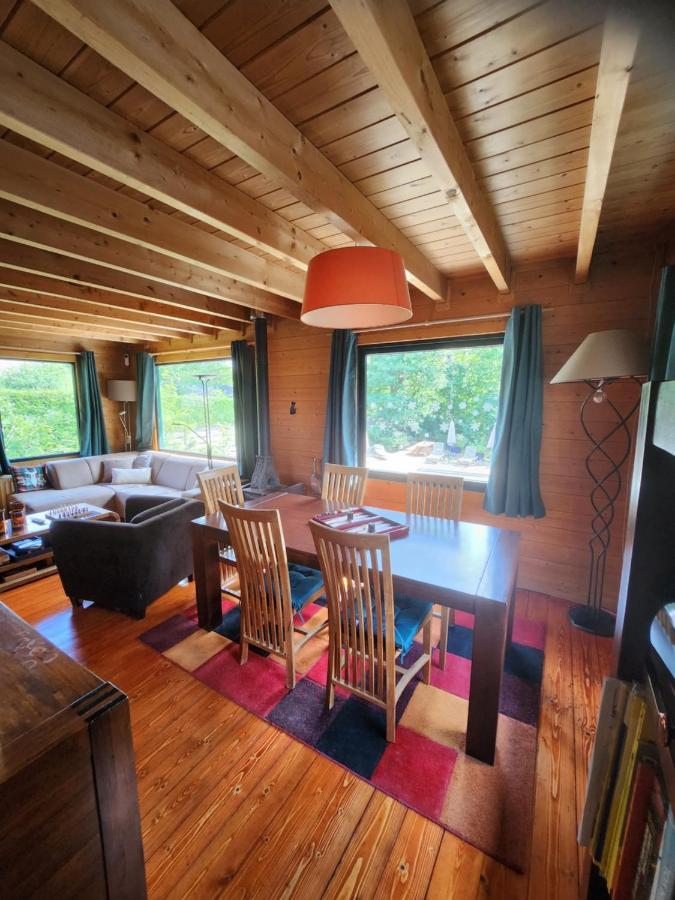 Le Chalet Du Cerf - Chambre D'Hote Somme-Leuze Dış mekan fotoğraf